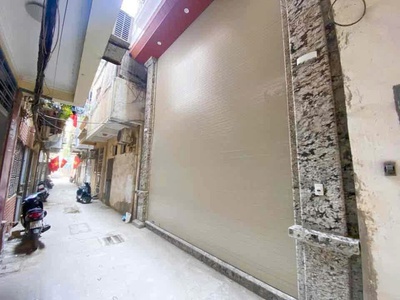 Cho thuê nhà 6 tầng mới xây có thang máy ô tô vào nhà 0