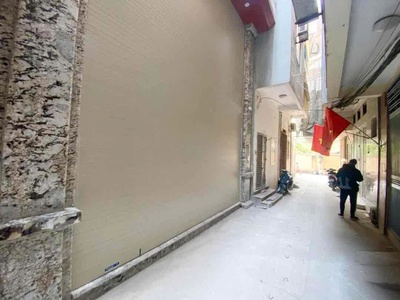 Cho thuê nhà 6 tầng mới xây có thang máy   ô tô vào nhà 1