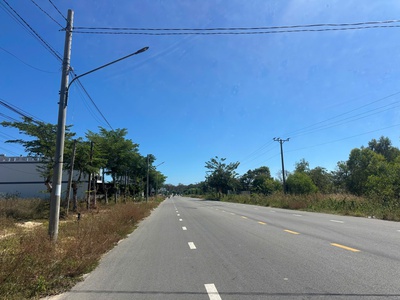 Bán 6m x 25m đất thổ cư mặt tiền nguyễn tri phương, tân bình, lagi giá mềm 0