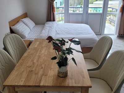 Cho thuê 3 khách sạn mặt tiền nguyễn công trứ   phường lâm viên  p8 cũ , đà lạt 3