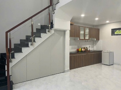 Nhà nhỏ xinh đón tết chỉ với 4ty,ngay trung tâm quận 2 đường nguyễn tuyển 0