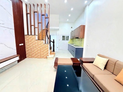 Thụy khuê dt 36m x mt 4m2 -5 tầng dân xây 7,99 tỷ 2 thoáng,ngõ thông hồ tây 0