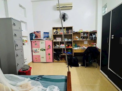 Bán nhà 4 tầng mặt phố Lý Công Uẩn, ph Lê Thanh Nghị, TP HD, 63.7m2, mt 4m, 4 ngủ, 3 vs 6