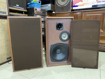 Bán sale loa nghe nhạc cho Ae 18