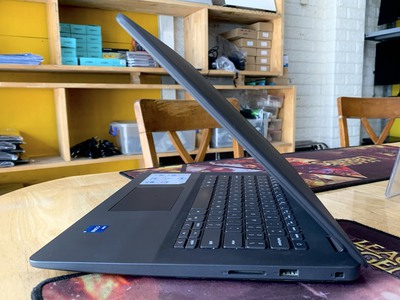Laptop Dell Vostro 3400 Core i5-1135G7 Ram 8GB SSD 256GB VGA ON Màn 14 Inch Full HD Máy Đẹp 2