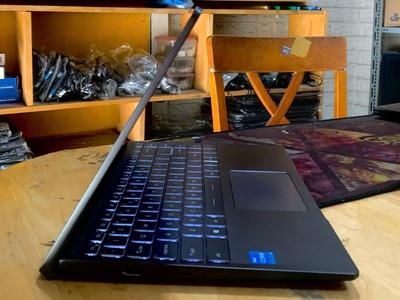 Laptop MSI MODERN 14 Core i3-1115G4 Ram 8GB SSD 256GB VGA ON Màn 14 Inch Full HD Máy Đẹp 3