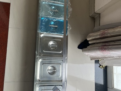 Tủ hâm nóng thức ăn, tủ bảo quản thức ăn ở căn tin trường học 2