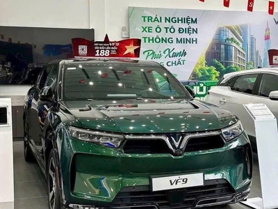 VF 9: 1ty499 - 1ty699   Giảm trực tiếp 4 0