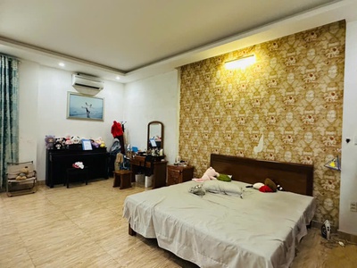 Nhà mặt tiền đại lộ Tôn Đức Thắng gần KDC An Trang - 233m2 - ngang 5,4m - 5 tầng - giá 25 tỷ 7