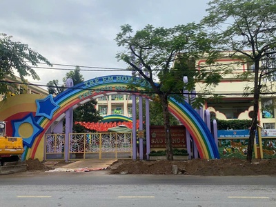 Mặt đường Văn Cao  giữa Nguyễn Bình và 193 - 180m2 - ngang 9m - 2 mặt thoáng - 4 tầng - giá 43 tỷ 1