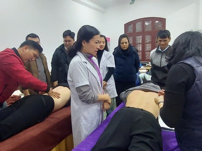 Khoá Học Lớp Xoa Bóp Bấm Huyệt - Cấp Chứng Chỉ 1