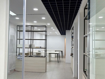 Cho thuê mặt bằng 8M mặt tiền Nguyễn Thị Minh Khai giá chỉ 65 triệu / tháng 0