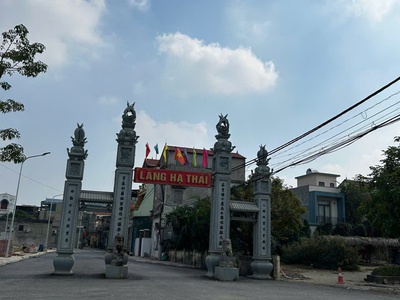 Bán nhanh đất làng nghề hạ thái   sát khu đấu giá   view hồ   ô tô tránh   kinh doanh đỉnh 0