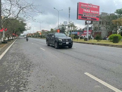 Duy nhất 1 lô mặt đường 353 phạm văn đồng giá 3.x tỷ trục kinh doanh lớn vị trí đối diện trâu 2