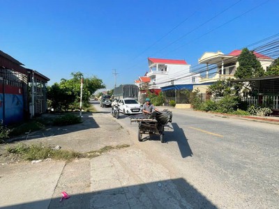 19.x triệu/m    lô đất hòa nghĩa, mặt đường nhựa thông, gần 402   nguồn hàng dễ giao dịch  zalo 0