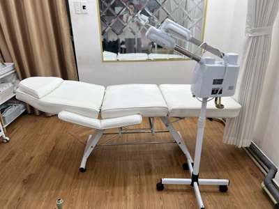 Cần sang nhượng mặt bằng và  thanh lý một số đồ spa  vào làm ngay 4