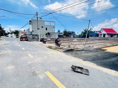 1,5xx tỷ   lô đất đoàn kết, minh tân  kiến minh    tuyến 2 trục 362, gần ga đường sắt lc hn hp 3