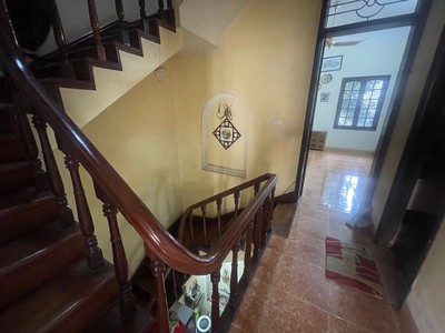 Bán đất tặng nhà 3 tầng ngọc thụy- phân lô- oto - 120m mặt tiền  rộng nhỉnh 17 tỷ tl 2