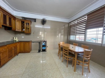 Hiếm   bán nhà ngõ 193 bồ đề 63m x 5t oto thông chỉ nhỉnh 15t còn tl. 2