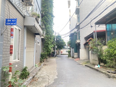 Hiếm   bán nhà ngõ 193 bồ đề 63m x 5t oto thông chỉ nhỉnh 15t còn tl. 0
