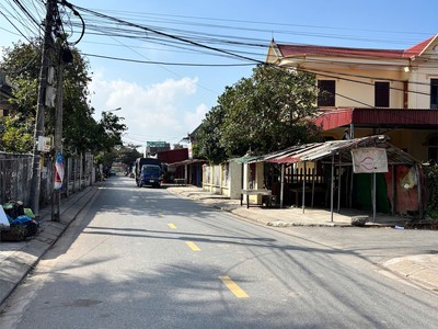 Đất mặt đường chợ hợp đức giá 3x tr/m    kinh doanh sầm uất   thanh khoản cao  zalo 0567 222 555 2