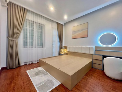 Nhà đường láng 45m 4t nhỉnh 9 tỷ-gần phố-ngõ rộng-thoáng- kinh doanh 2