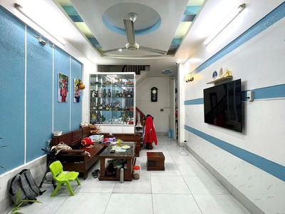 Trung tâm cầu giấy phố yên hòa 35m 6t giá nhỉnh 9 tỷ-ngõ thông rộng, ô chờ thang máy 0