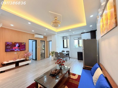 Đừng bỏ qua căn hộ b11 nam trung yên 56/60m2 nội thất bóng loáng, 5.7 tỷ 1