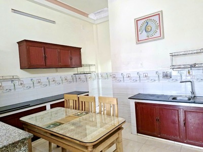 Nhà linh đông, 65m2, 2 tầng btct, hoàn công, ô tô đổ cổng chỉ nhỉnh 5 tỷ 3