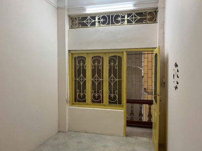 Cho thuê nhà ngõ nguyễn lương bằng 20m 4 tầng, 2pn 2vs. 8tr/tháng. 2