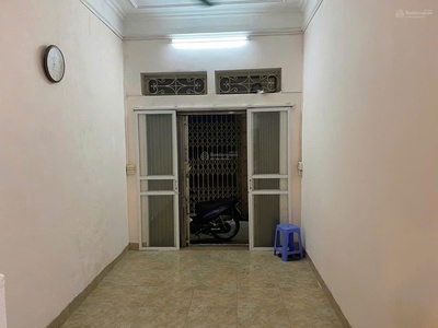 Cho thuê nhà ngõ nguyễn lương bằng 20m 4 tầng, 2pn 2vs. 8tr/tháng. 3