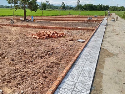 Tìm đâu ra lô đất hơn 200m2, ngang đến 10m, có thổ cư, chỉ 4xxtr 0
