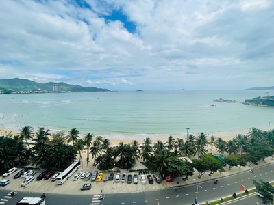 Căn hộ view biển ngay bãi tắm hòn chồng tặng full nội thất hiện đại tại mường thanh viễn triều 4