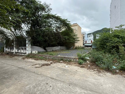 Lô đất gần biển gần bến du thuyền quốc tế ngang rộng 7m 1