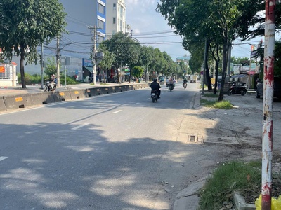 Bán nhà mặt tiền 25x42m giá 80 tỷ đường lê thị riêng 0