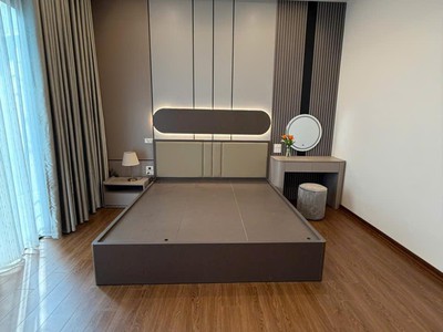 Hiếm   nhà 5 tầng nguyễn văn cừ   ngõ thông ô tô đỗ cổng   mt 4.1m   35m    giá 8,x tỷ 2