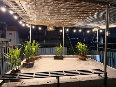 Cần bán nhà 3 tầng 3 mê sân thượng chill, 3 mặt kiệt sau lưng mt  huỳnh ngọc huệ 0