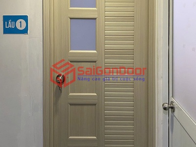 Cửa nhựa đài loan 0