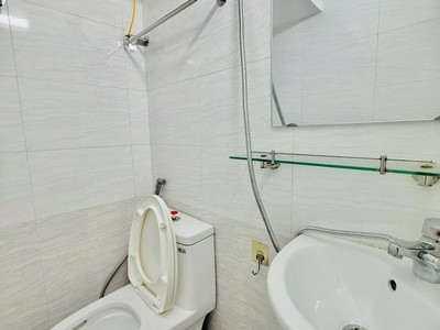  . Nhà 2 tầng Dư Hàng - Lê Chân 4