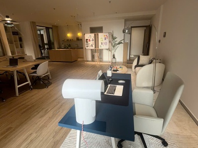 119m2 - Giá 4.76 tỷ tặng 326 triệu - Officetel 1PN1WC, MT Eastmark Q9 3