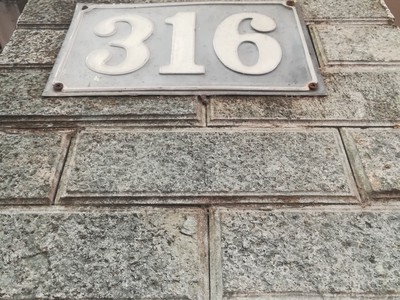 Cho thuê căn nhà 316 Đê La Thành Nguyên căn 3.5 tầng Q.Đống Đa chính chủ có đủ nội thất Cơ bản 2