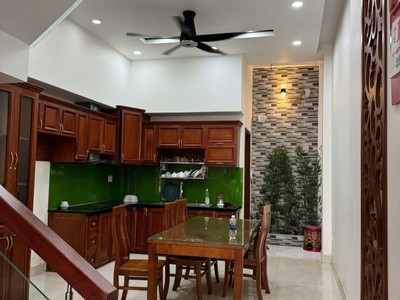 Bán nhà 4 tầng đường 182, tăng nhơn phú a, q.9, hồ chí minh, diện tích 77m2, giá 7,95  tỷ, 3