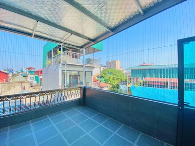 Mặt ngõ phố lạc long quân 52m  giá 19,3 tỷ- 6 tầng thang máy   2 mặt thoáng- ô tô-gần hồ 4