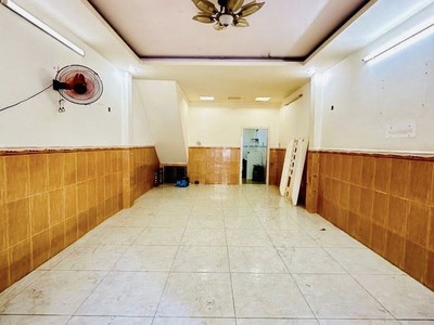 Thoại ngọc hầu   hẻm xe hơi thông   48m   3 lầu   5pn   nhỉnh 6 tỷ 0