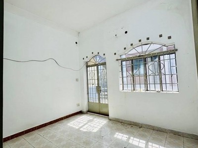 Thoại ngọc hầu   hẻm xe hơi thông   48m   3 lầu   5pn   nhỉnh 6 tỷ 1