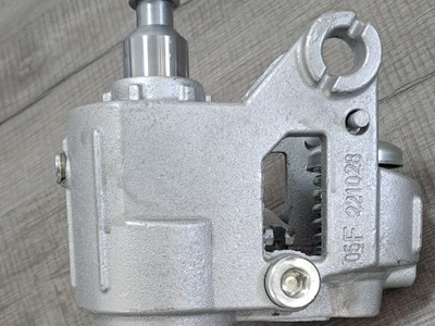 Sự khác biệt giữa bơm ben Trung Quốc và Nhật Bản 0