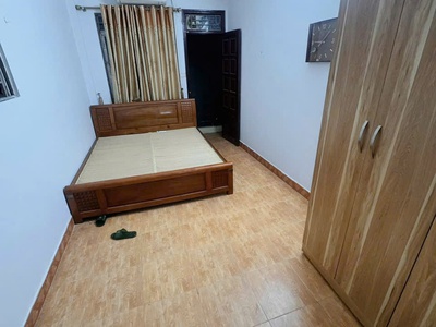 Cho thuê nhà nguyên căn ngõ 162 đông thiên, 30m  x 5 tầng, 4 ngủ, 4 vệ sinh, 11 triệu 1