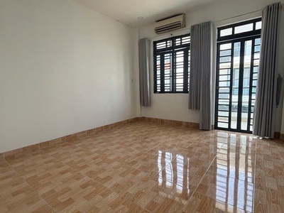 Nhà giá rẻ q9-gần chợ-2 mặt thoáng-sổ riêng-3tầng hoàn công-hẻm 6m-5,2tỷ 3