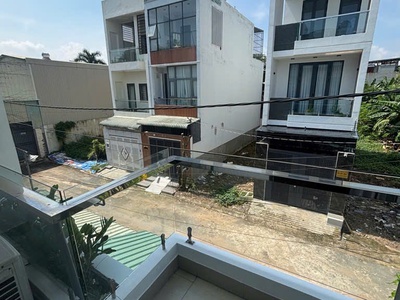 Nhà giá rẻ q9-gần chợ-2 mặt thoáng-sổ riêng-3tầng hoàn công-hẻm 6m-5,2tỷ 4