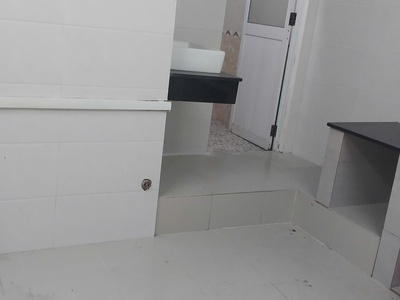 Gần mt hoàng văn thụ đi bộ ra bạch đằng, 50m2, 2 tầng, 3pn, 3.x tỷ nhỏ 0